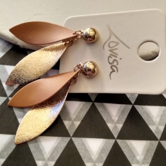 LOVISA Contemporary Brown/Gold Leaves Dangle Earrings**NEW! - Picture 2 of 3